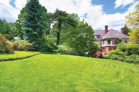 112 High St, Brookline, MA 02445 photo 17