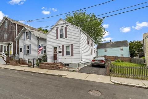 17 Hart St, Brookline, MA 02445 photo 2