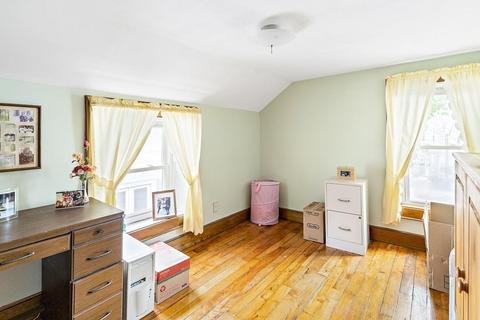 17 Hart St, Brookline, MA 02445 photo 14