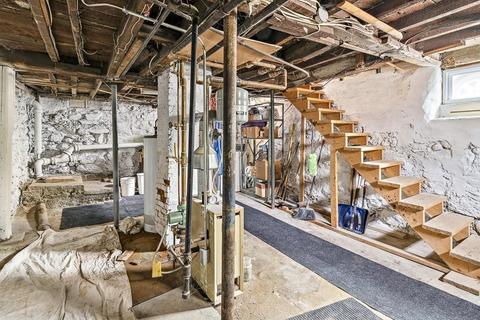17 Hart St, Brookline, MA 02445 photo 15