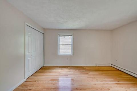 34 Stevens St, Stoneham, MA 02180 photo 12