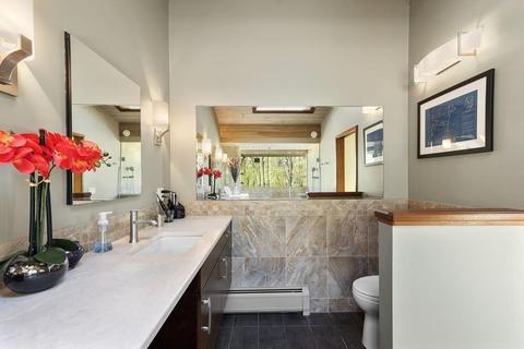 211 Hart St, Beverly, MA 01915 photo 24