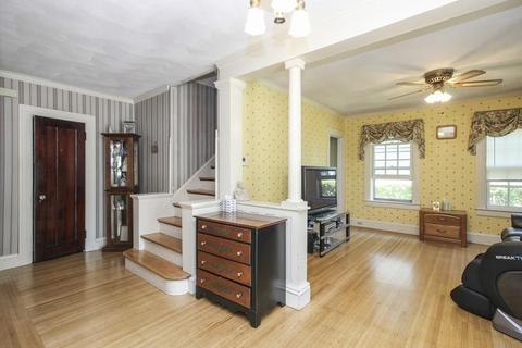 14 Riverview Ter, Springfield, MA 01108 photo 8