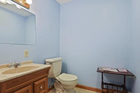 490 E 7th St, Boston, MA 02127 photo 9