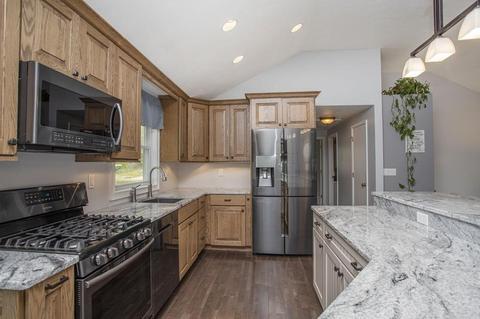 16 Studio Dr, Bourne, MA 02532 photo 4