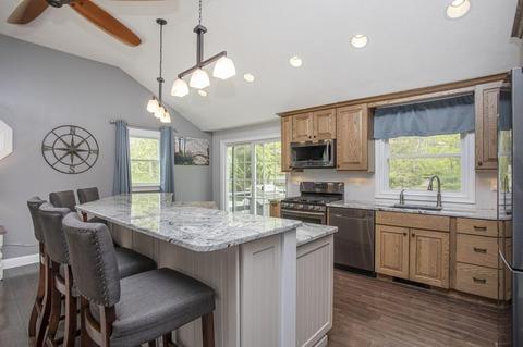 16 Studio Dr, Bourne, MA 02532 photo 2