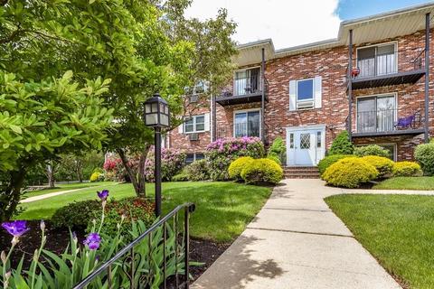 25 Pine St #M, Canton, MA 02021 photo 12