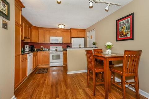 25 Pine St #M, Canton, MA 02021 photo 5
