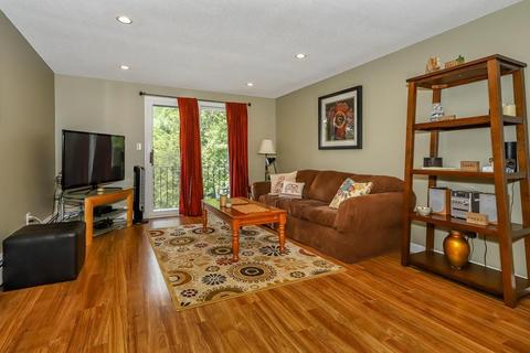 25 Pine St #M, Canton, MA 02021 photo 3
