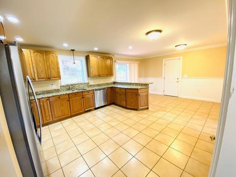 1233 N High St, Fall River, MA 02720 photo 8