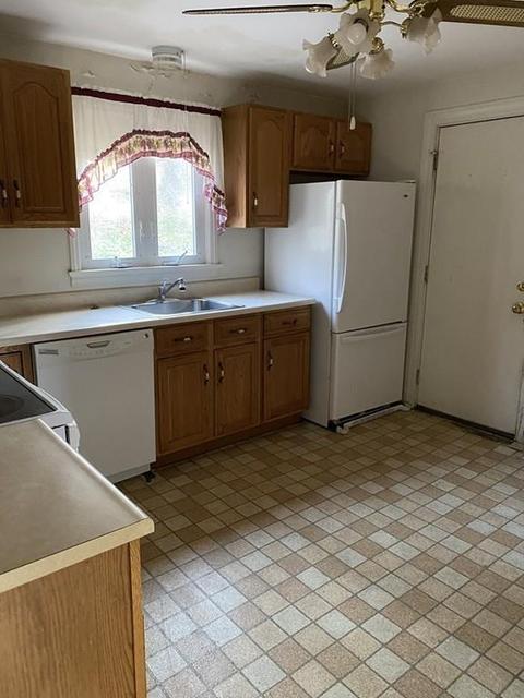 387 Granite St, Worcester, MA 01607 photo 8