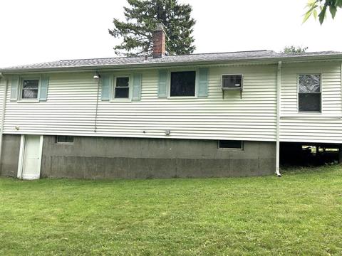 36 Dillon St, Worcester, MA 01604 photo 6