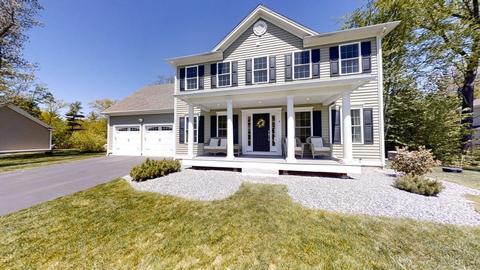 8 Gable Dr, Epping, NH 03042 photo 3