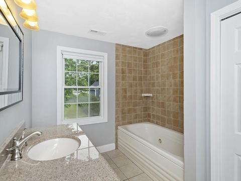 52 Chubb Rd, Framingham, MA 01701 photo 6