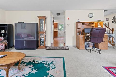 263 Nottingham Dr, Barnstable, MA 02632 photo 6