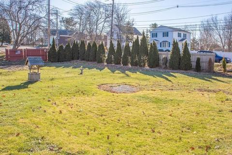 116 Elliott St, Danvers, MA 01923 photo 2