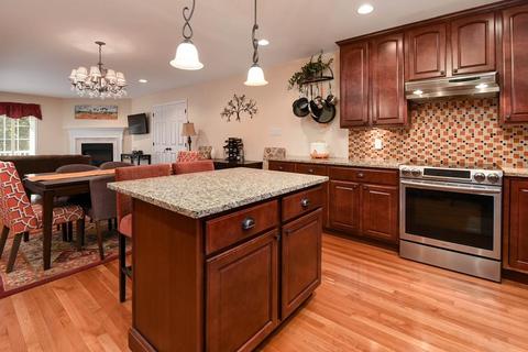 21 Rosemary, Needham, MA 02494 photo 5