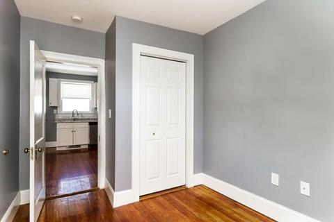 12 Anthony St, Fall River, MA 02721 photo 18