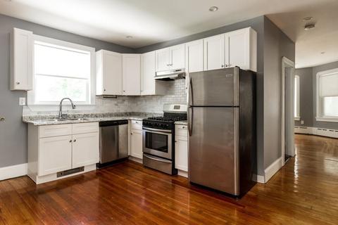 12 Anthony St, Fall River, MA 02721 photo 11