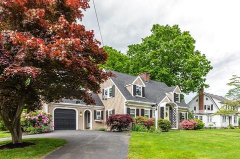 93 King St, Reading, MA 01867 photo 3