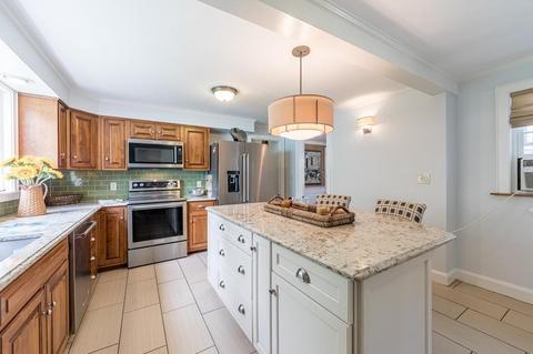 93 King St, Reading, MA 01867 photo 15