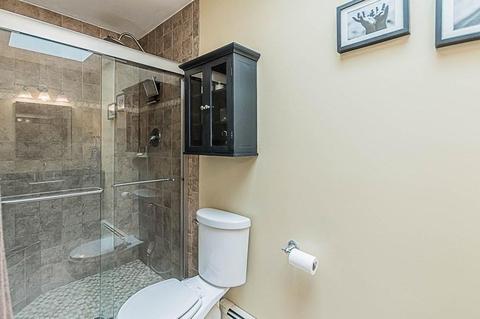 22 Colonial Dr, Mendon, MA 01756 photo 40