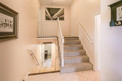 22 Colonial Dr, Mendon, MA 01756 photo 23