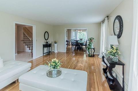22 Colonial Dr, Mendon, MA 01756 photo 6