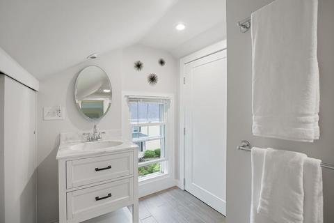 554 Washington St, Dedham, MA 02026 photo 33