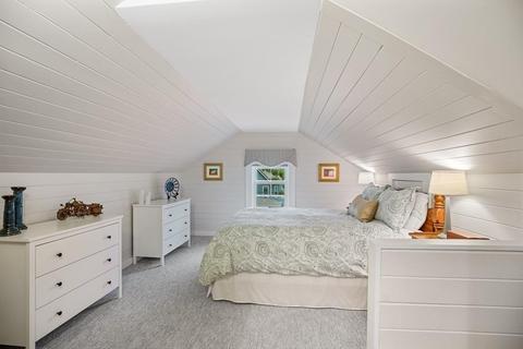 554 Washington St, Dedham, MA 02026 photo 32