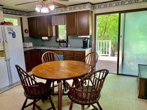 40 Taft Ave, Chicopee, MA 01020 photo 5