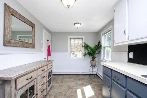 70 Kerry Dr, Springfield, MA 01118 photo 15