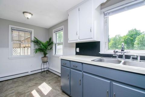 70 Kerry Dr, Springfield, MA 01118 photo 14