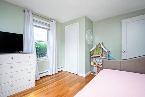 70 Kerry Dr, Springfield, MA 01118 photo 21