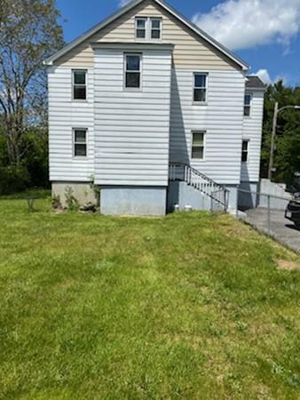 7 Benham St, Worcester, MA 01604 photo 3