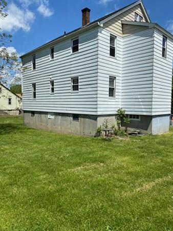 7 Benham St, Worcester, MA 01604 photo 2