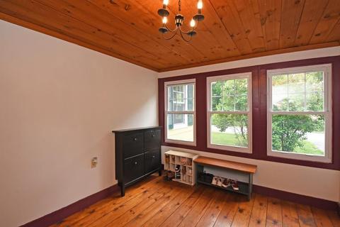 96 S Main St, Ashburnham, MA 01430 photo 3