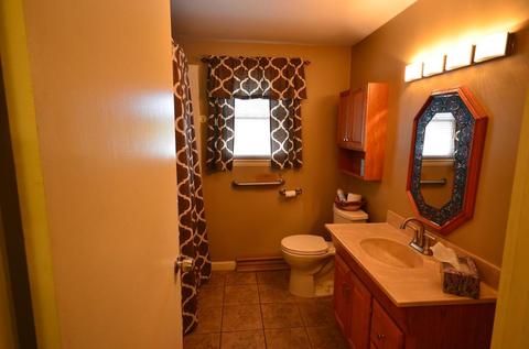 38 Cushing Rd, Webster, MA 01570 photo 10