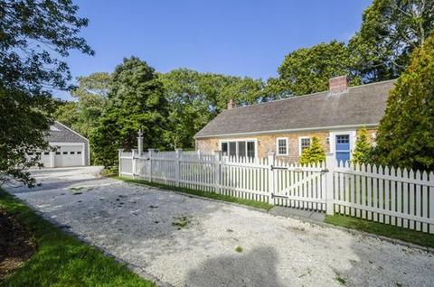 1355 Main St, Cotuit, MA 02635 photo 4