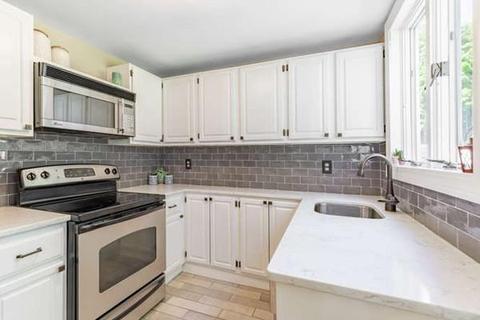 11 Eustis Ave, Wakefield, MA 01880 photo 15