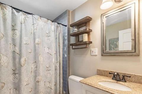 11 Eustis Ave, Wakefield, MA 01880 photo 17