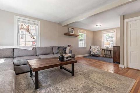 11 Eustis Ave, Wakefield, MA 01880 photo 5