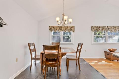 35 Sutcliffe Ave, Canton, MA 02021 photo 8