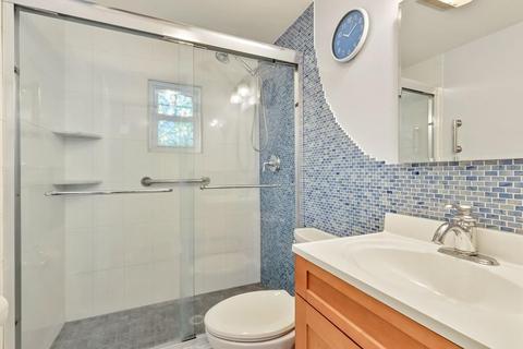 35 Sutcliffe Ave, Canton, MA 02021 photo 16