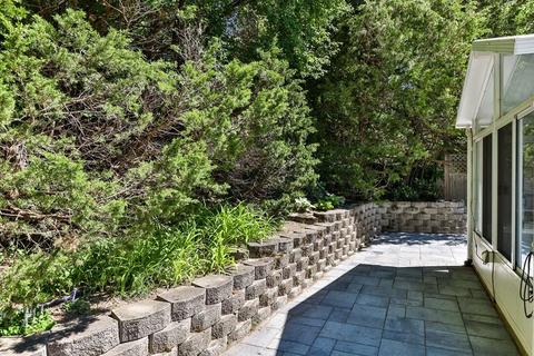 35 Sutcliffe Ave, Canton, MA 02021 photo 27