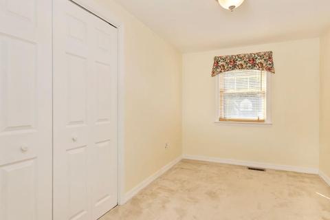 35 Sutcliffe Ave, Canton, MA 02021 photo 24