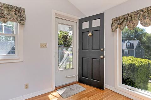 35 Sutcliffe Ave, Canton, MA 02021 photo 4