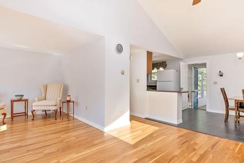 35 Sutcliffe Ave, Canton, MA 02021 photo 5