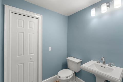 32 Parkvale Rd, Needham, MA 02492 photo 16
