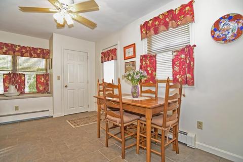 71 Diamond St, Walpole, MA 02081 photo 4